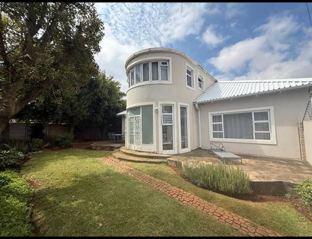 5 BEDROOM HOUSE FOR SALE IN PRIMROSE